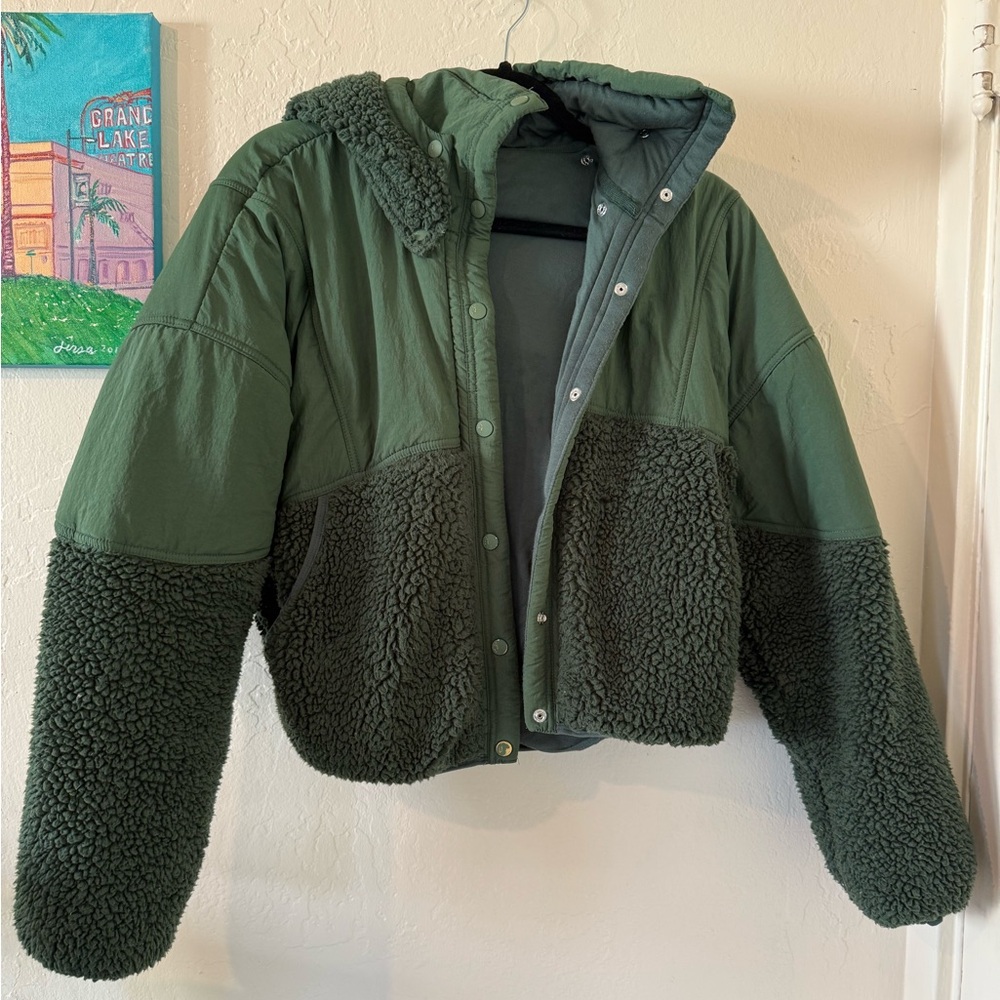 Free People • Adventure Awaits Fleece • Color: Lush Pine • Size: XS